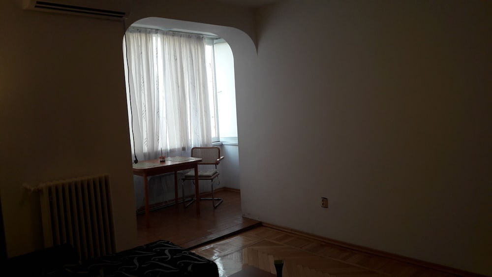 Km 0 Deluxe Apartment Old Town view 5