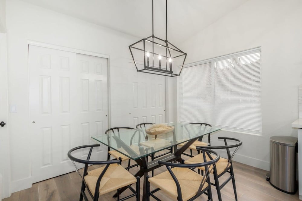 5BR Citrus Estate Sleeps 13 Free Htd Pool Gameroom