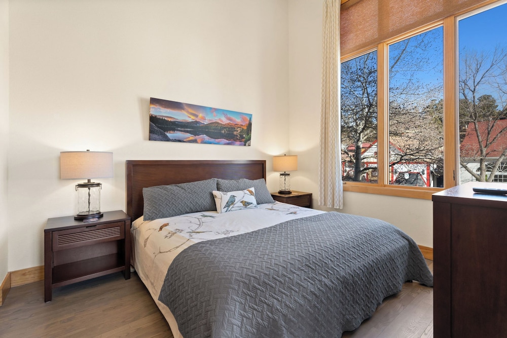 City 1BR Mtn-view Rocky Mountain National Park
