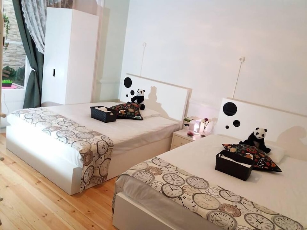 At Ease Inn - Residence