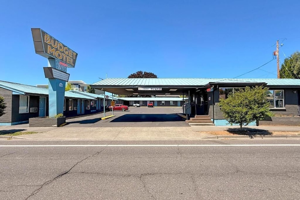 Budget Motel
