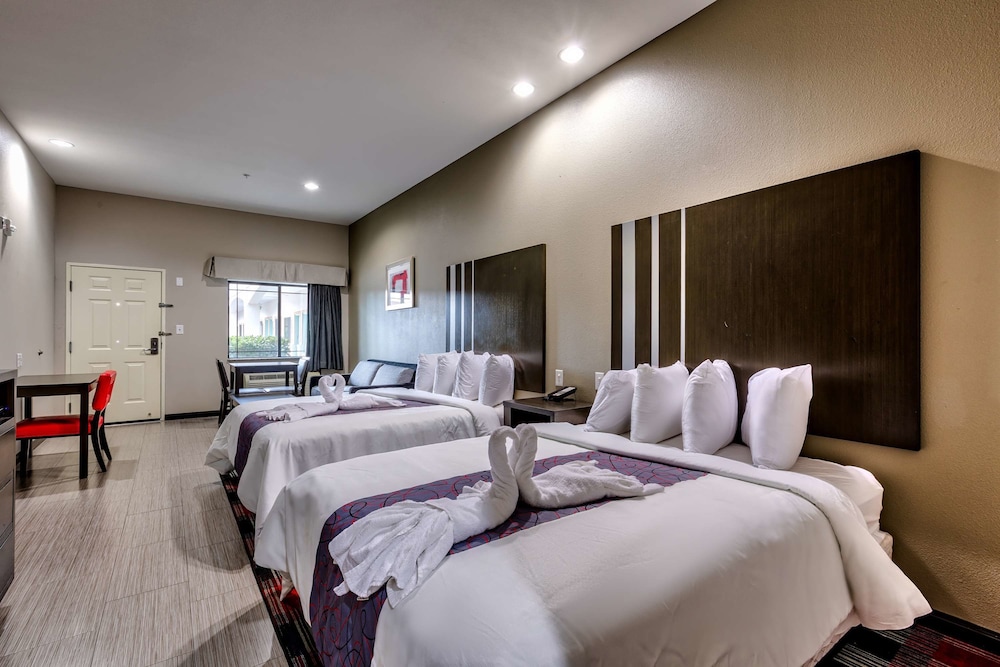 Americas Best Value Inn and Suites IAH Airport North - Property Image 33