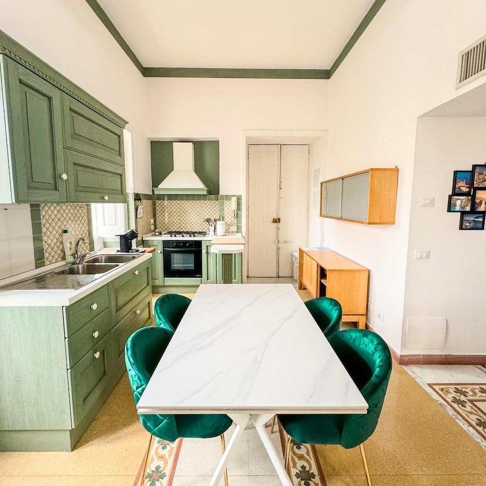 YourHome - Chiara's Apartment Sorrento