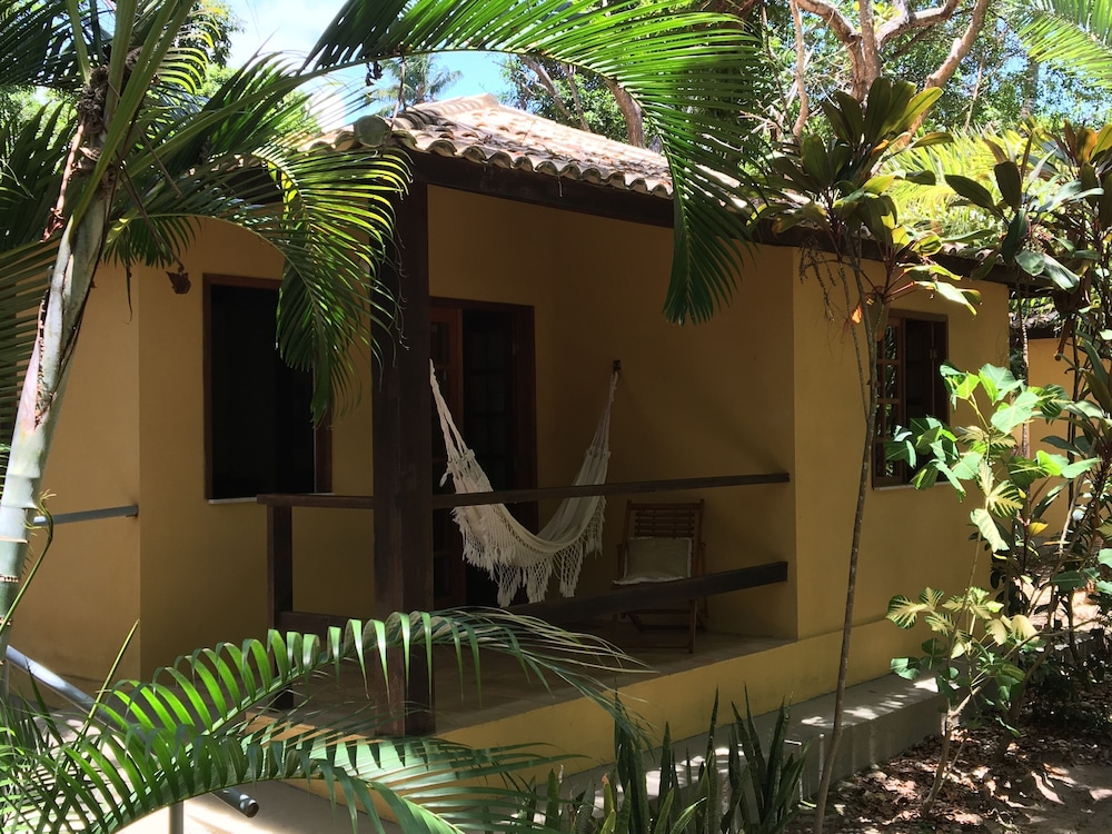 Pousada Araçás Village