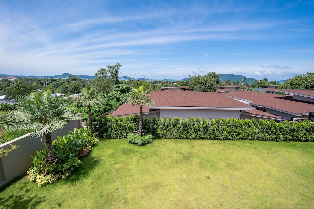 The Salin Seaview Villas