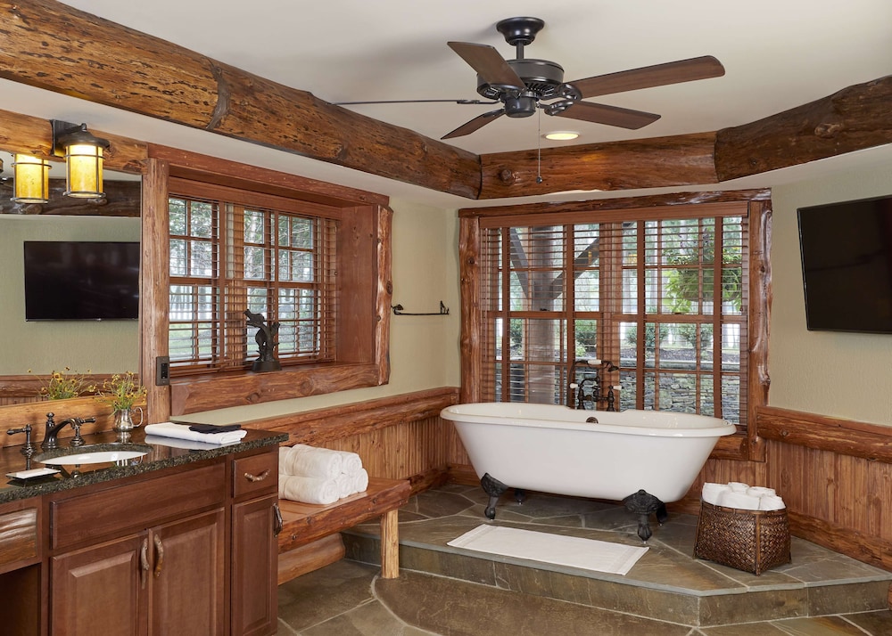 The Chatwal Lodge - Property Image 77