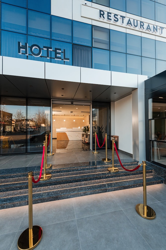 Troci Hotel 105