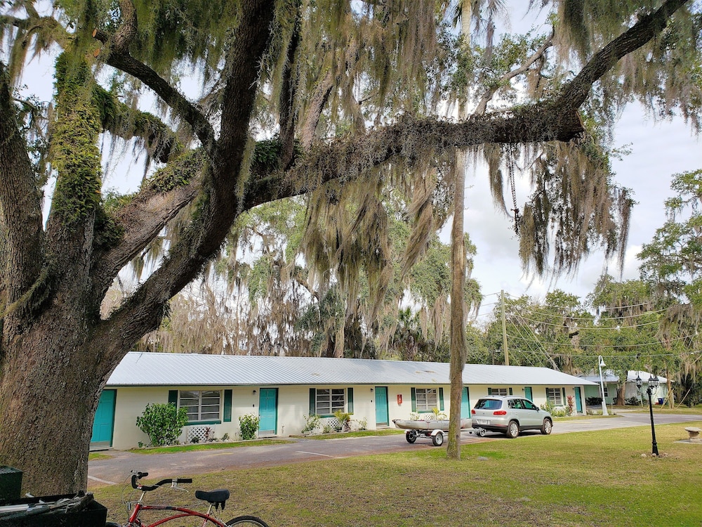 King's Bay Lodge