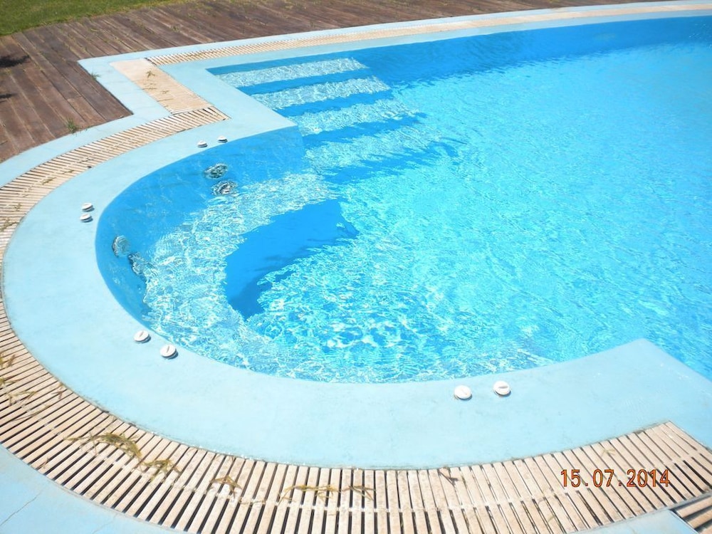 Cristelia Luxury Sea Front & Pool Villa