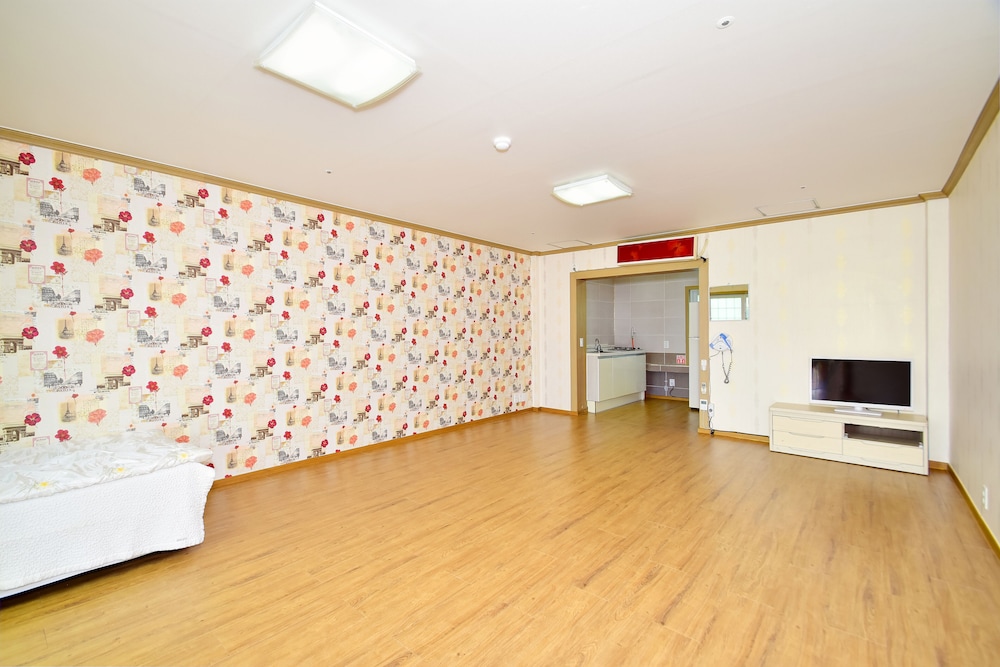 Sungbochon Youth Hostel - Hostel