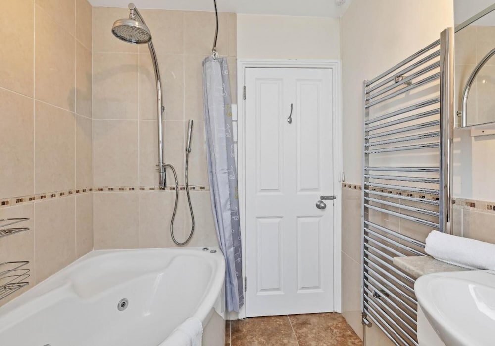 Belle Vue Sea View - 4 Bedroom Townhouse Kemptown view 5