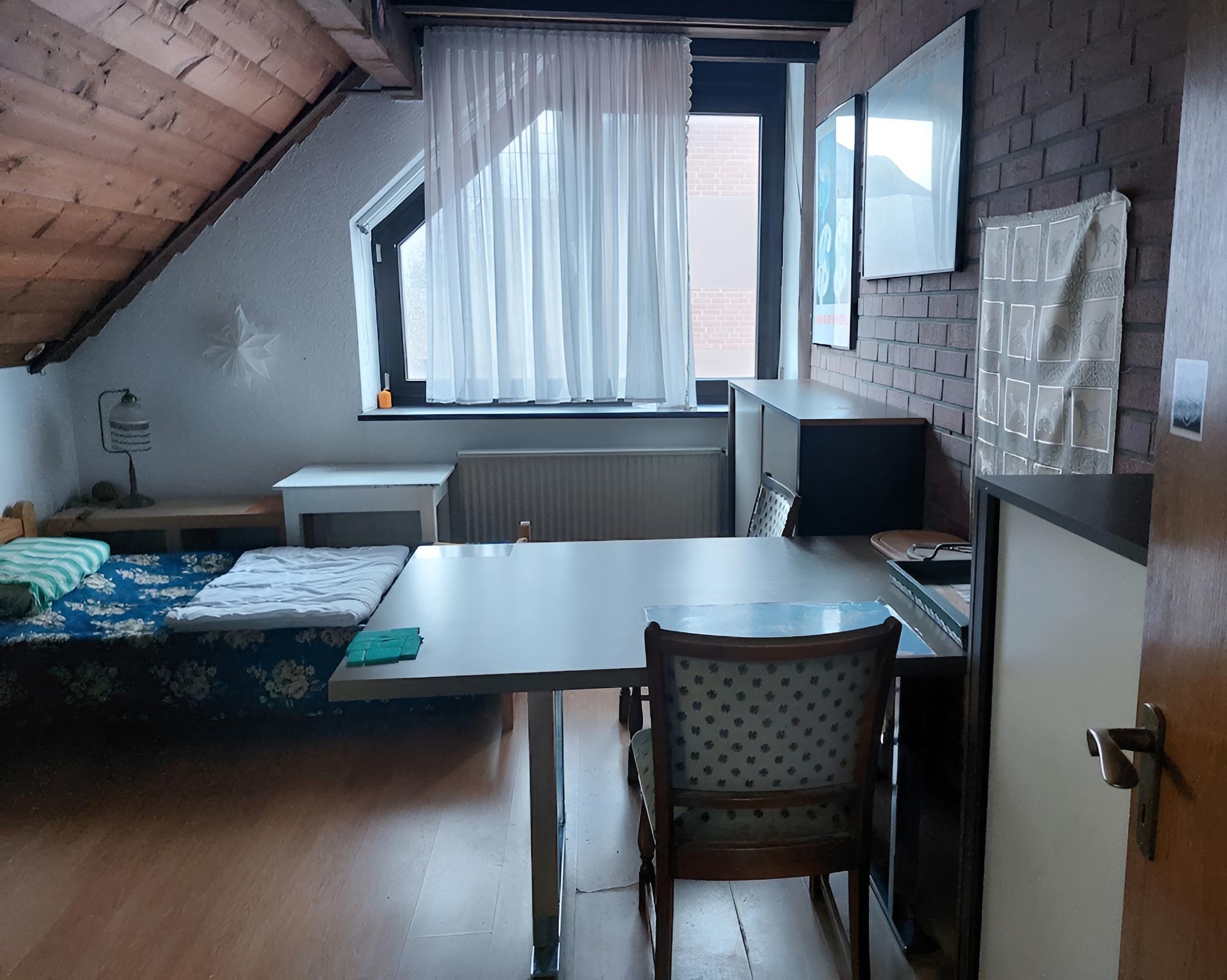 Room in Guest Room - Private Room in Country House, Erkelenz