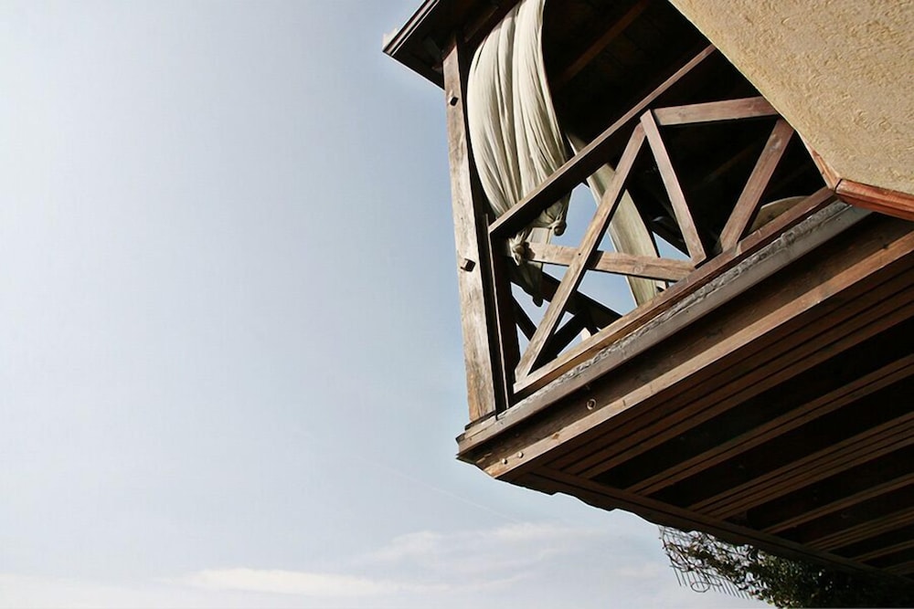 Refanidis Natural Luxury Hotel