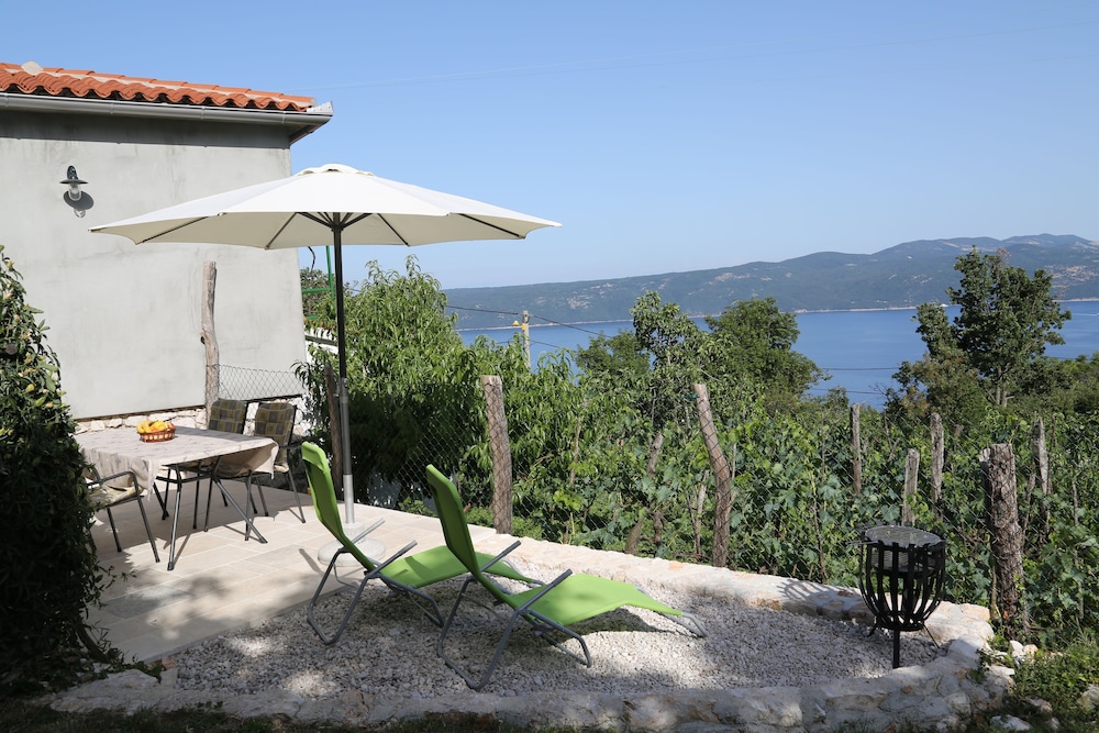 Apartments Tinka view 4