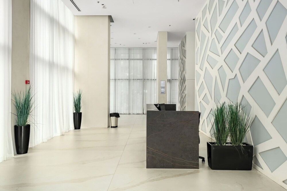 Luxury Tower 3BR Beach View High Floor