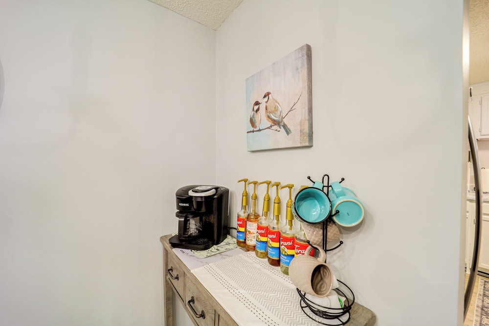 3 Mi to Sugar Mountain Ski Resort: Cozy Getaway!
