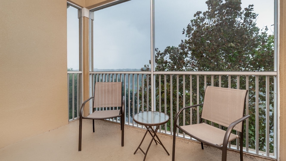 Windsor Hills Resort 3 Bedroom 4th Floor Condo with Resort Access 3 Apts