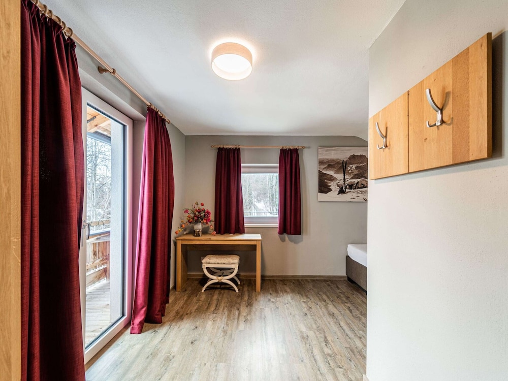 Chalet in Bruck Near Ski Slopes