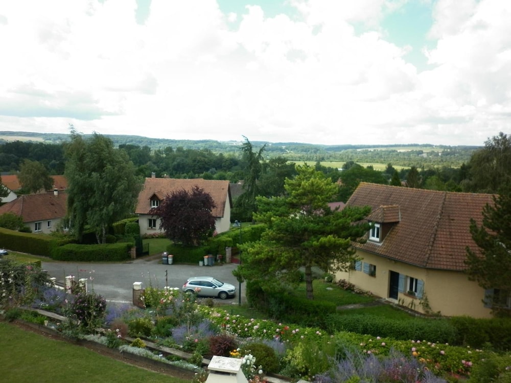 La Maison Fleurie