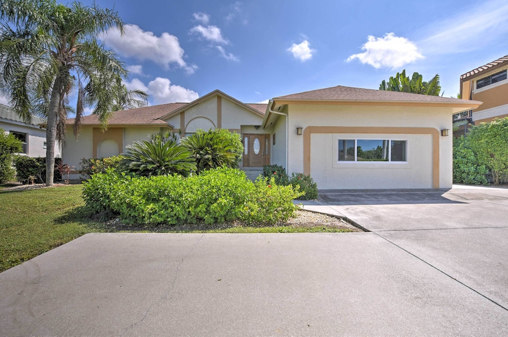 Canalfront Home w/ Private Saltwater Pool!, photo 12