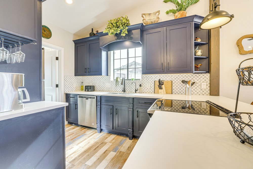 1 Mi to Grand Ave: Modern Home w/ Spacious Yard!