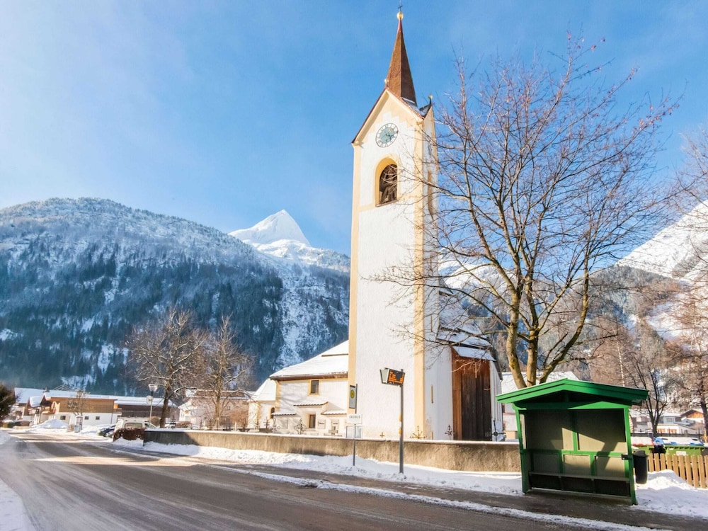 Comfortable Apartment in Langenfeld With ski Storage