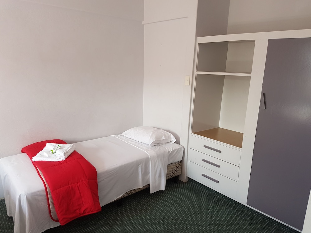 The Menai Hotel Motel