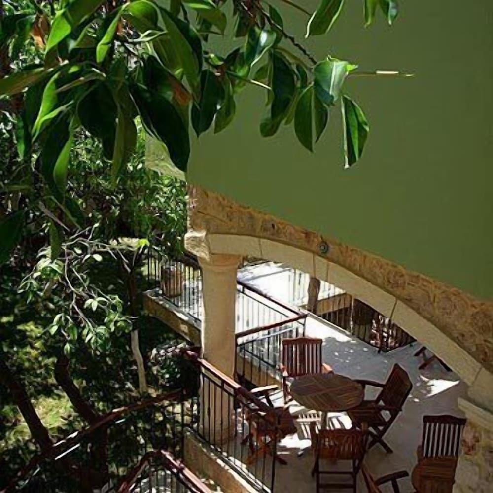 Villa Verde - Special Class