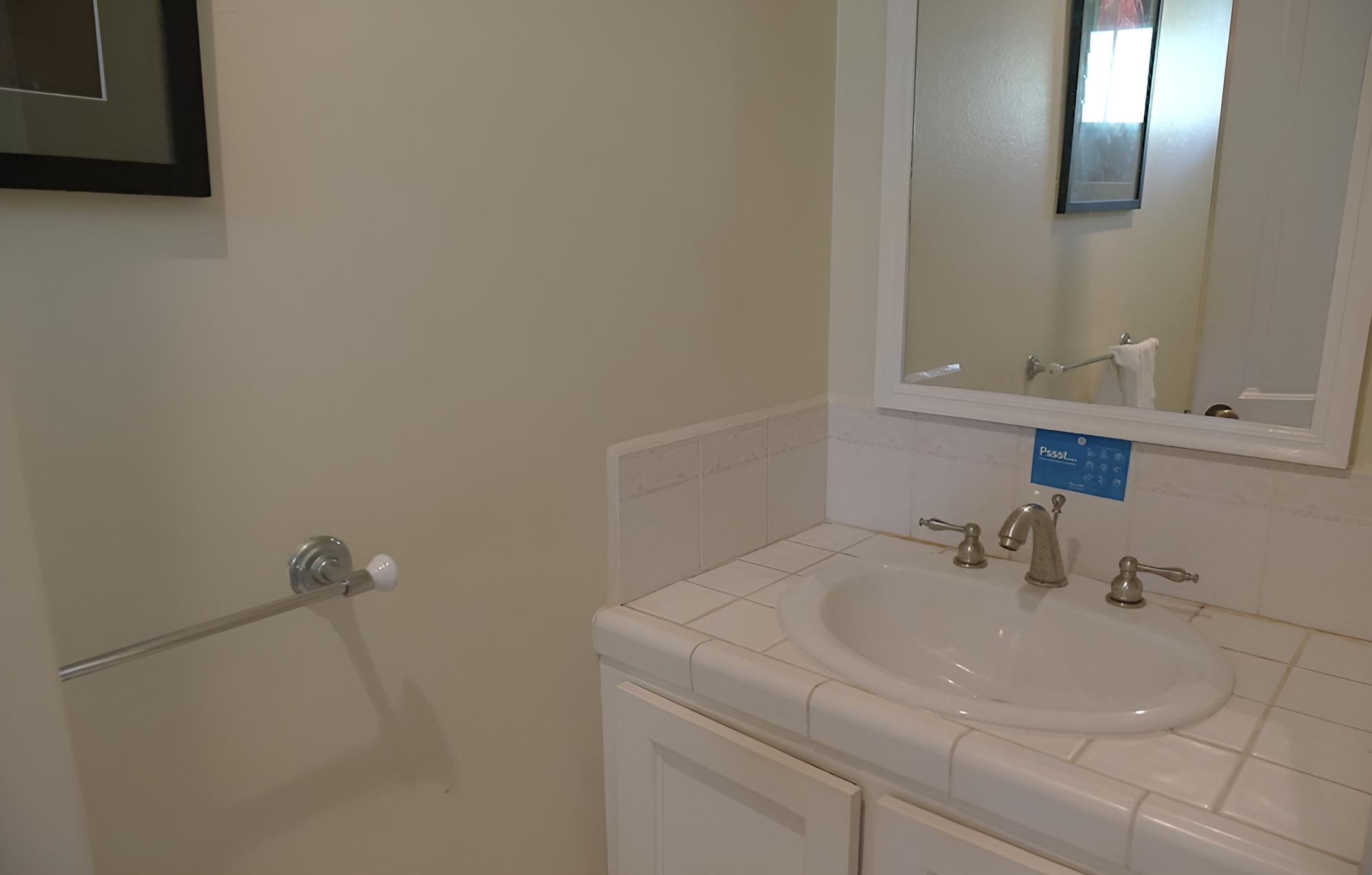 Admiral's Quay #5 - Comfortable Townhouse 3 Bedroom Townhouse by RedAwning view 4