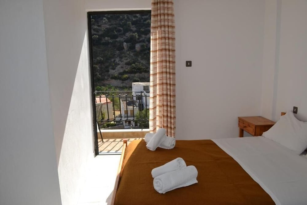 ARGIRO STUDIOS AND APARTMENTS photo 5