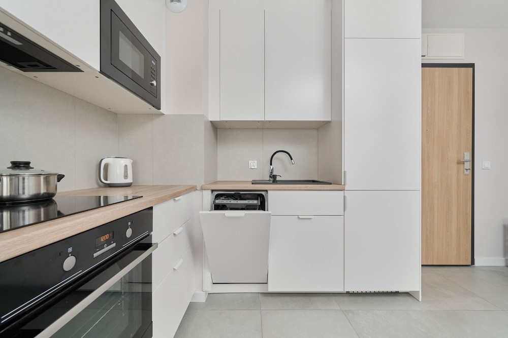 Elegant Apartment Kosciuszki by Renters view 5