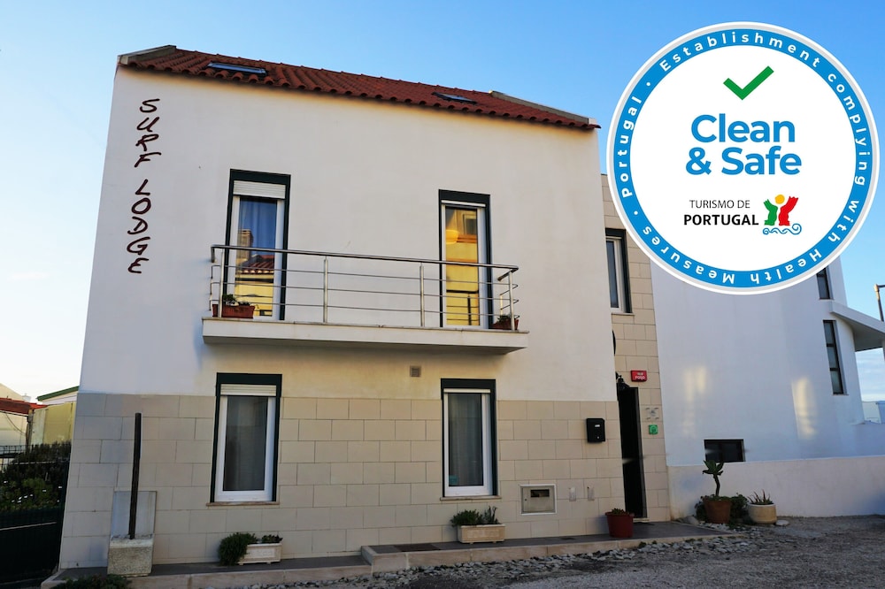 Peniche Surf Lodge - Hostel