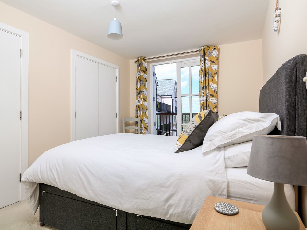 12 Combehaven