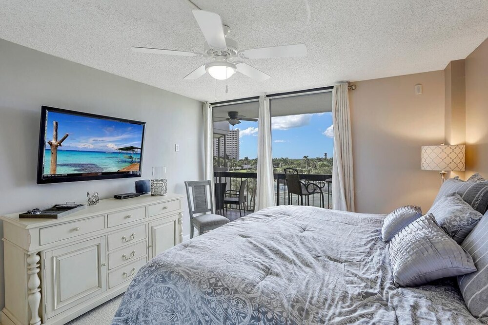 Condo in Community With Beach Access, Pool and Tennis view 4