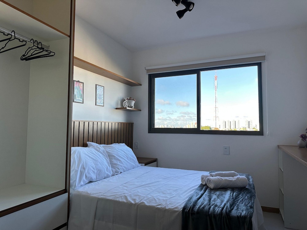Fully Equipped Apts With Leisure Minutes From the Beach Hfos