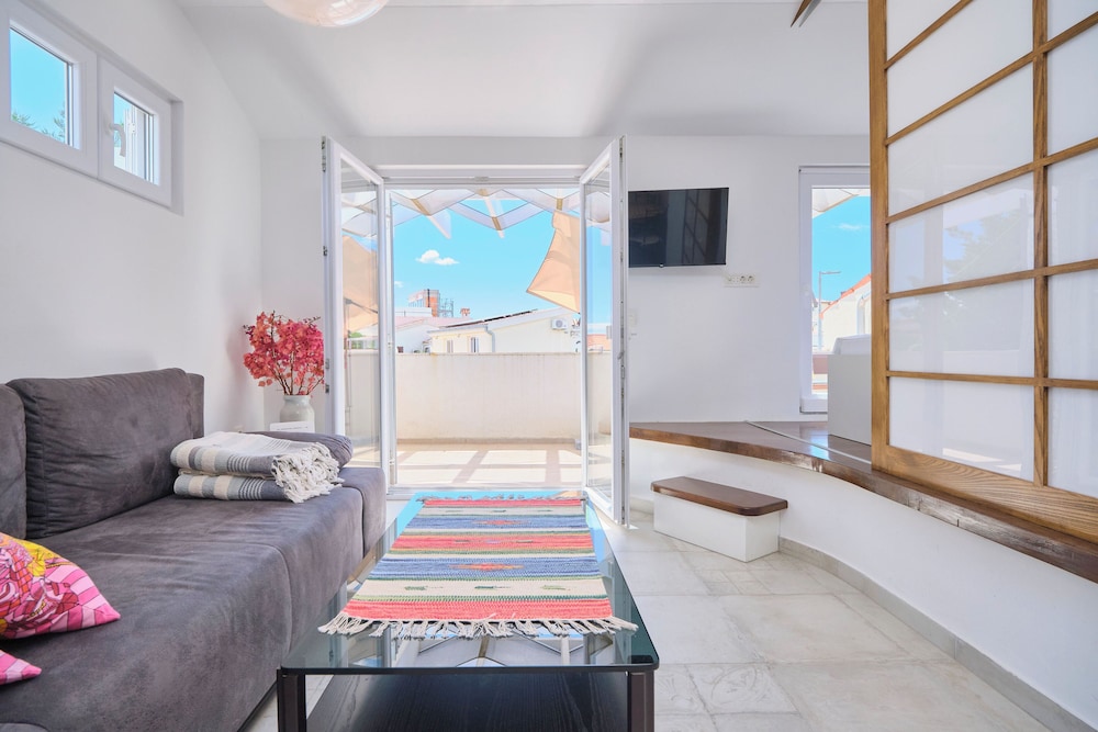 Sunshine Suites by Litto