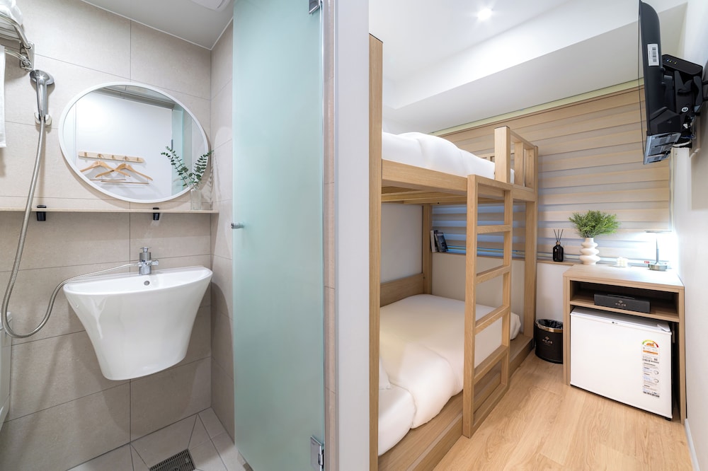 Hi Seoul Hostel Myungdong West