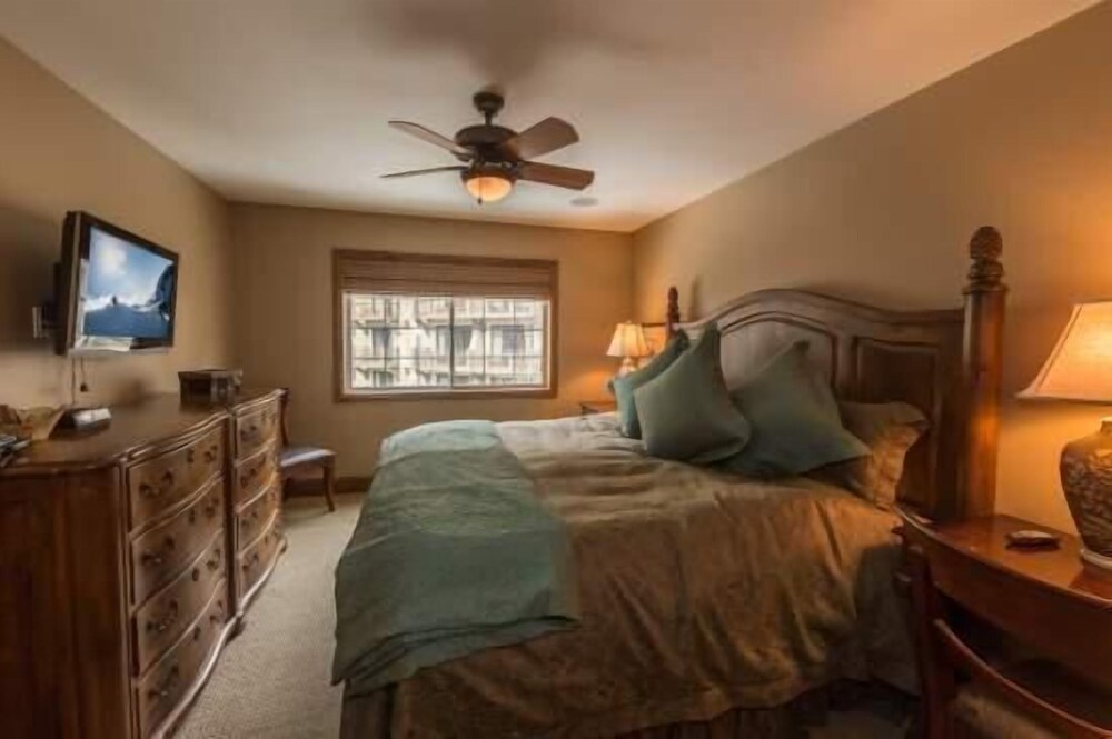 Vail Ski Resort - Luxury Condos