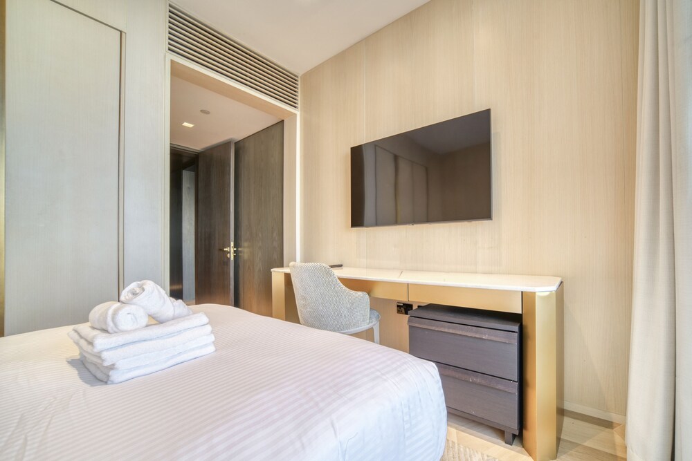 Five Palm Jumeirah Residences -Mint Stay