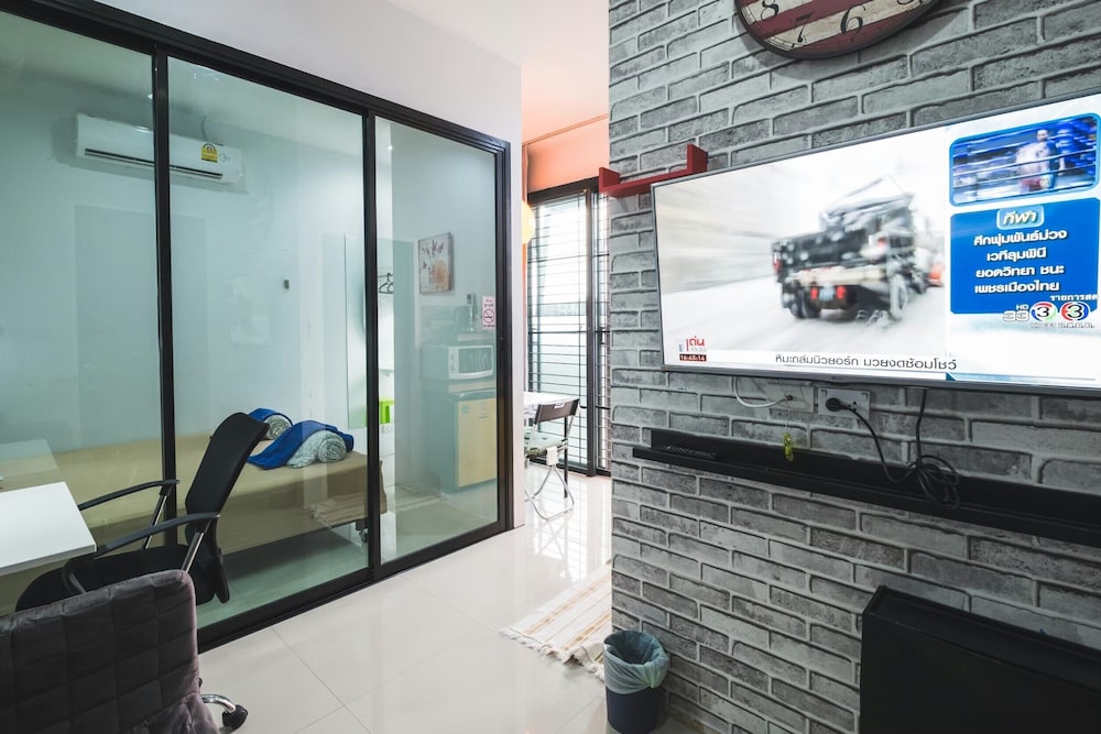 The Smart Hostel