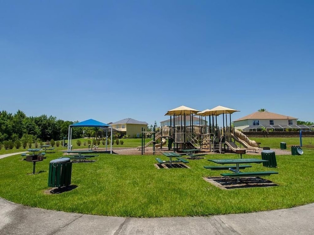 Alamo Vacation Townhomes