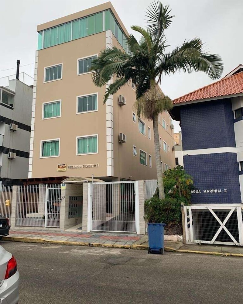 RESIDENCIAL LÚCIA SILVESTRE view 2