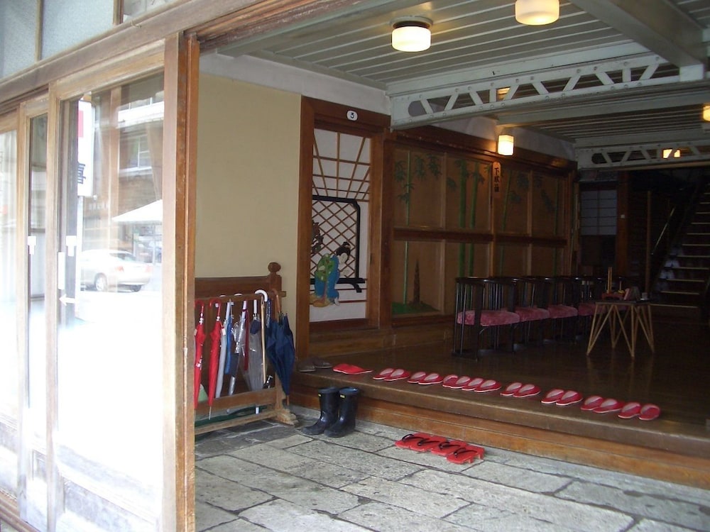 Photo 9