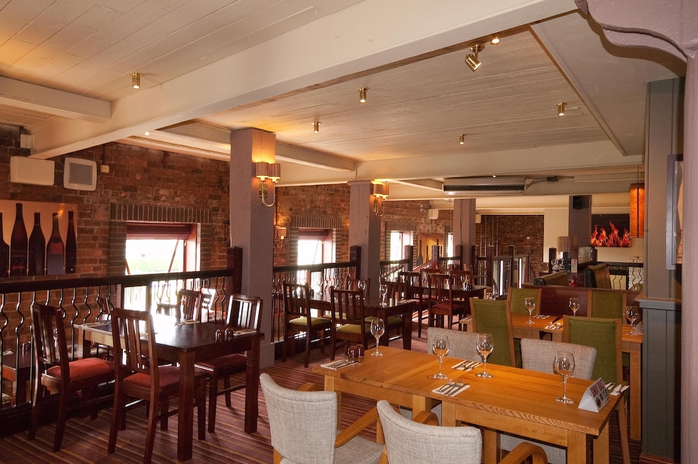 Premier Inn Falkirk Central, photo 16