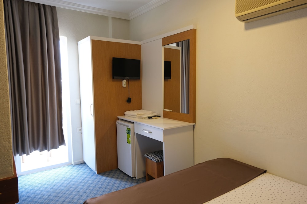 Azak Blue Otel