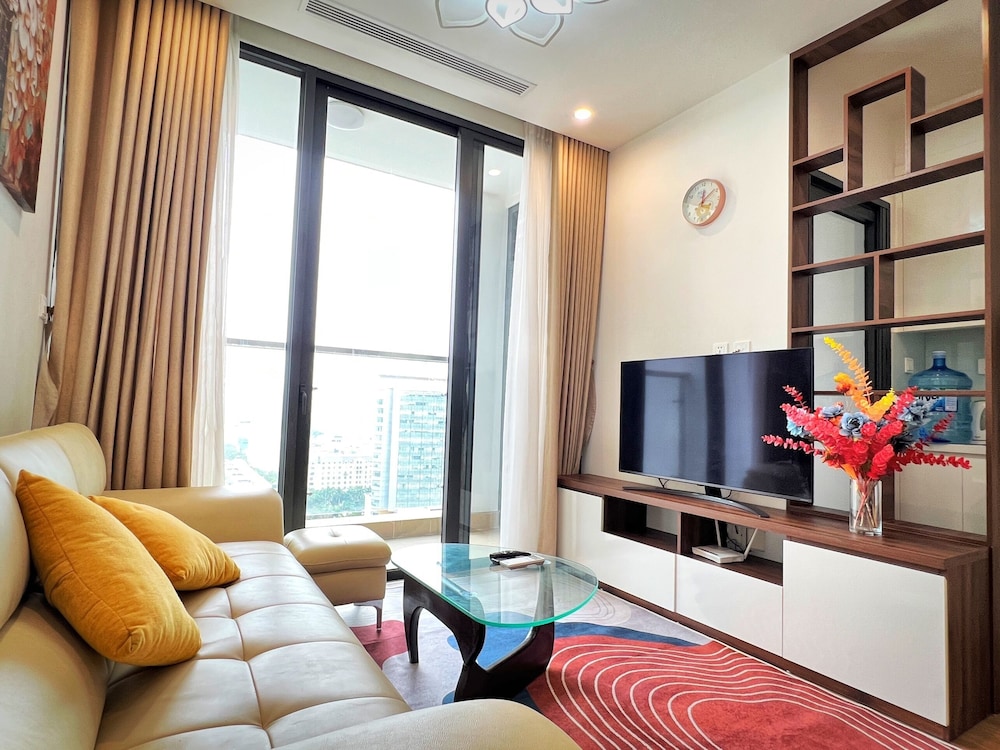 Vinhome SkyLake - Service Apartment