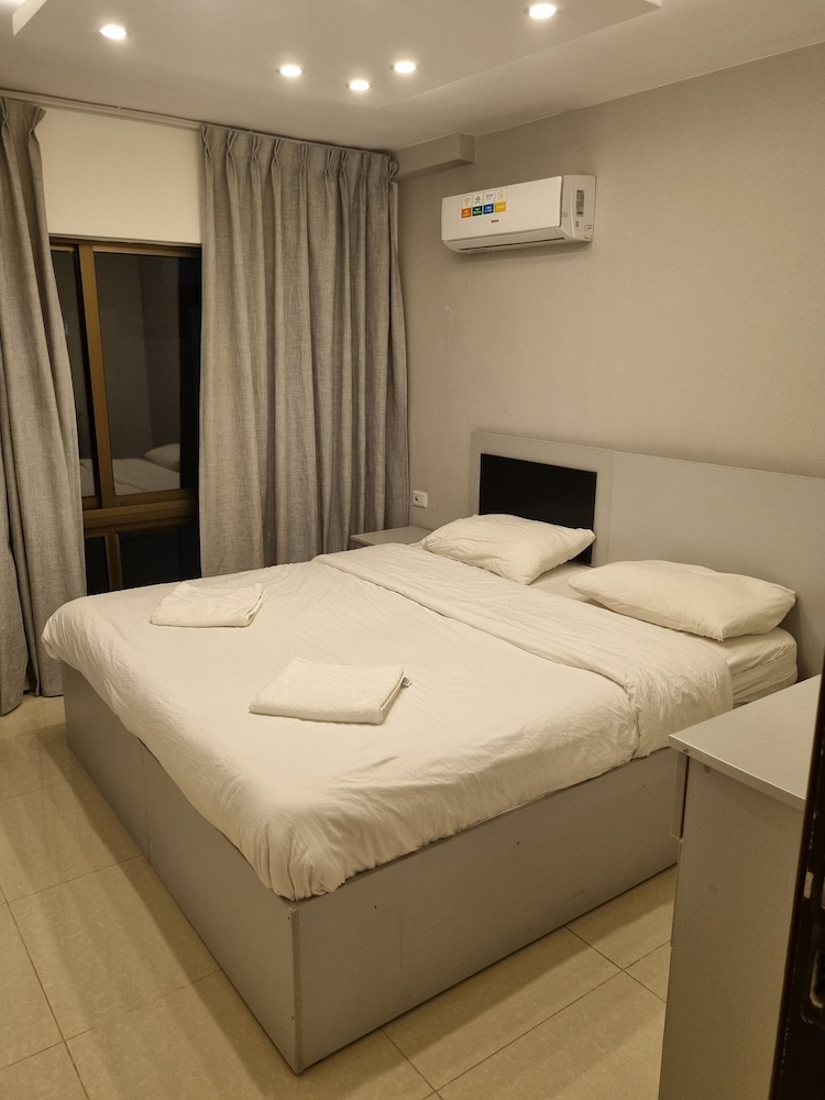 Amman Apartment With Electric Heating & Wifi