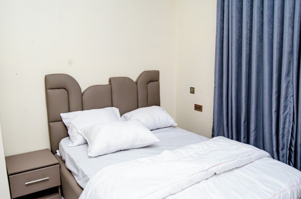 Furnished Studio Apartment in a Secure and Serene Part of Ibadan