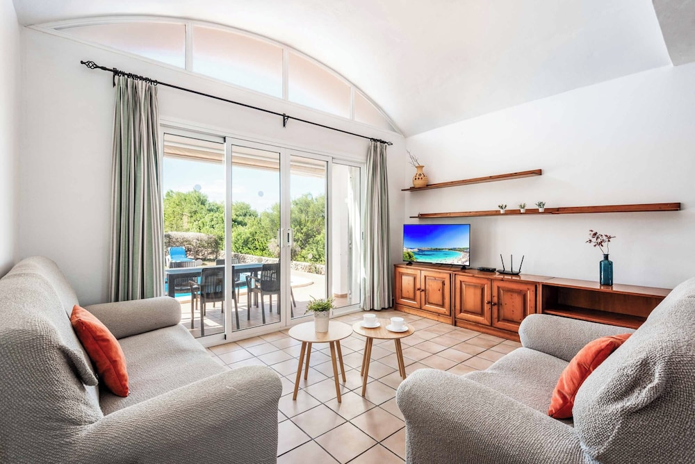 Villa Laura 245