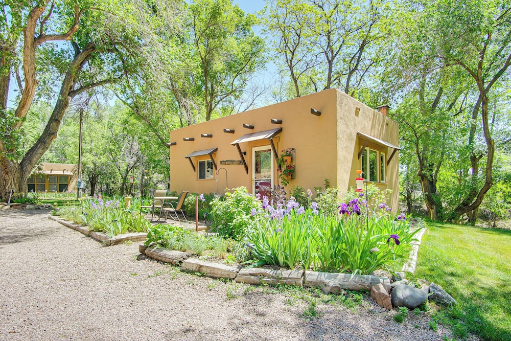 Fish & Hike: Cotopaxi Casita w/ Mtn Views!